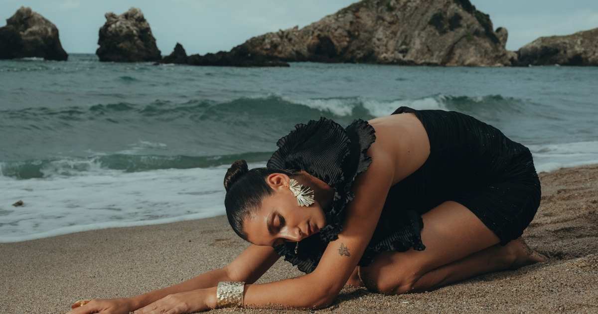 Nana Gotti – Bold Made-to-Order Womenswear by Swiss-Turkish Designer
