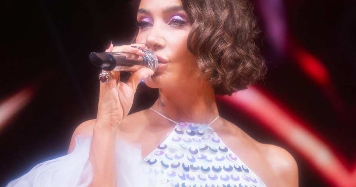 SÄ±la GenÃ§oÄŸlu Stuns in Nana Gottiâ€™s Emery Dress